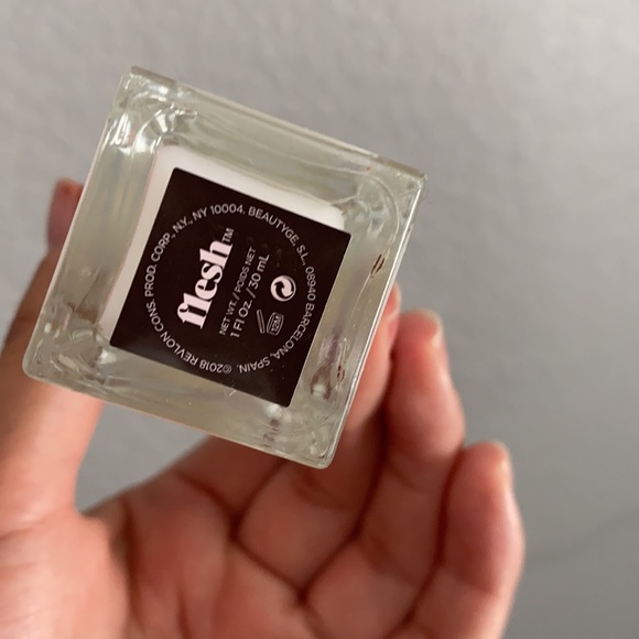 Makeup bundle - Picture 9 of 10